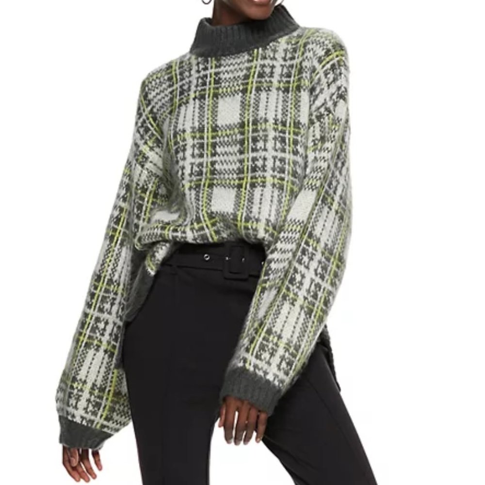 Women's Plaid Mock Neck Sweater - Medium